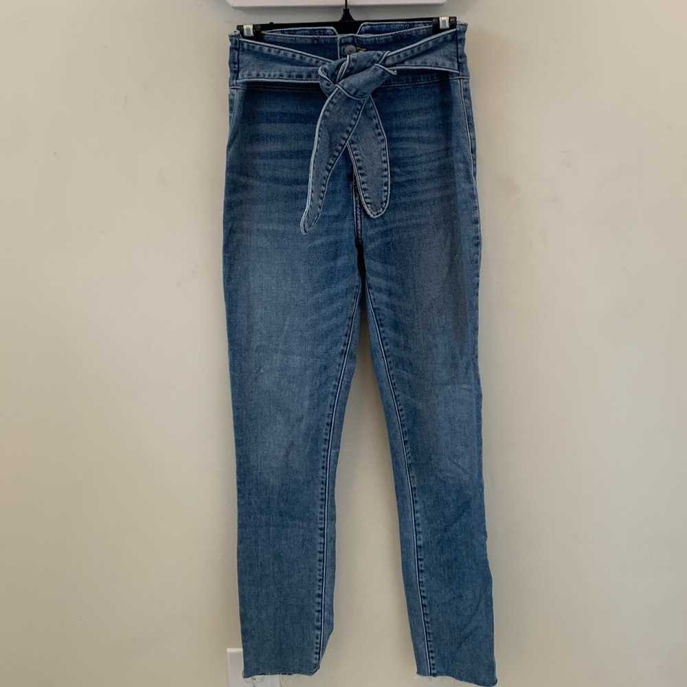 Abercrombie & Fitch Ultra High Rise Super Skinny Ankle Jeans Size 26/2r